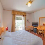 Orizzonte Hotel 4*