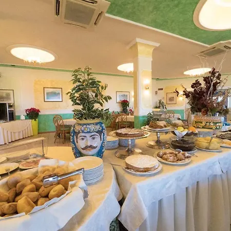Szálloda Orizzonte 4*